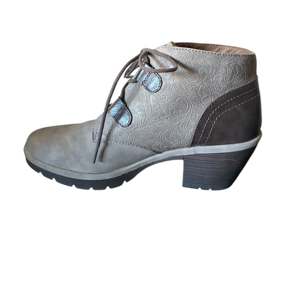 Eurosoft by Sofft Talen Ankle Boots for Women Size 9.5 - Picture 4 of 12